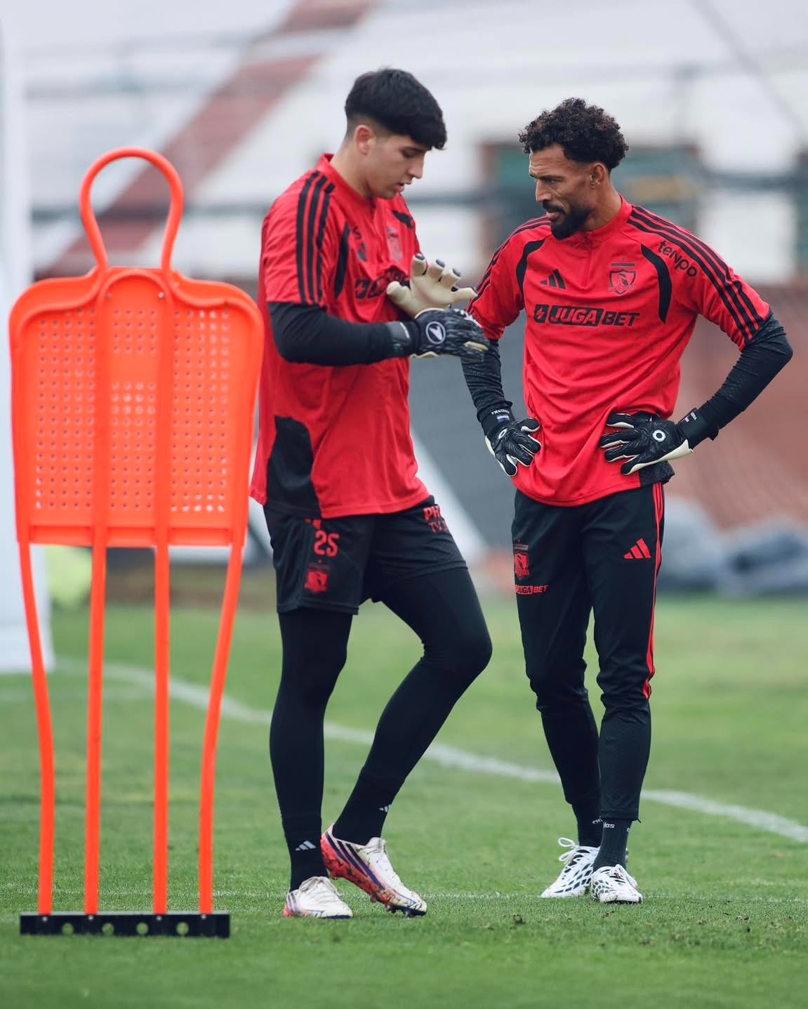 Vozinha Set For Adidas Deal Following Colo Colo Transfer Footy Headlines Vozinha Set For Adidas Deal Following Colo Colo Transfer Footy Headlines