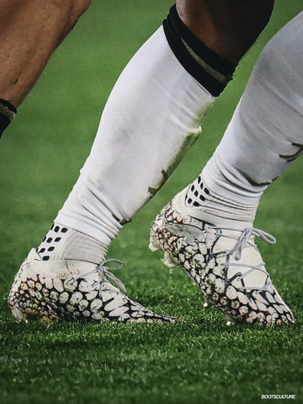 Le scarpe Puma Future 10 di nuova generazione in versione mimetica sono state filtrate – Avvistate ai piedi dei giocatori