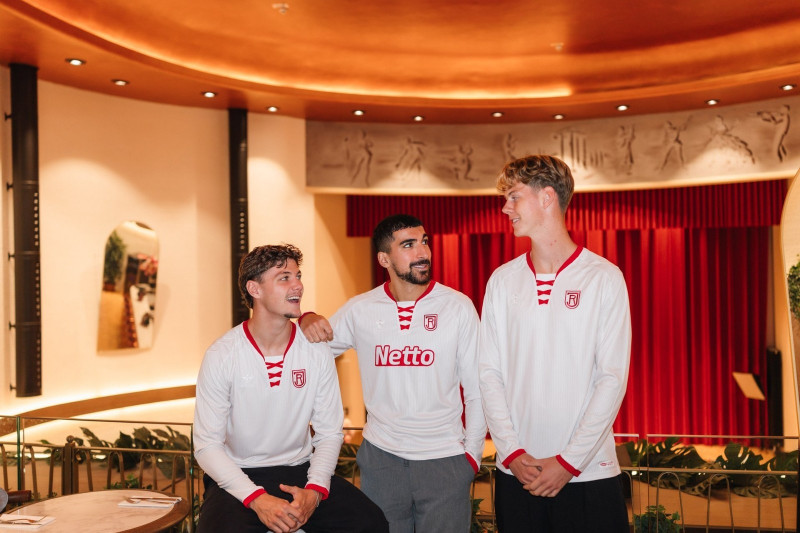 Jahn Regensburg 26-27 Special Kit Released